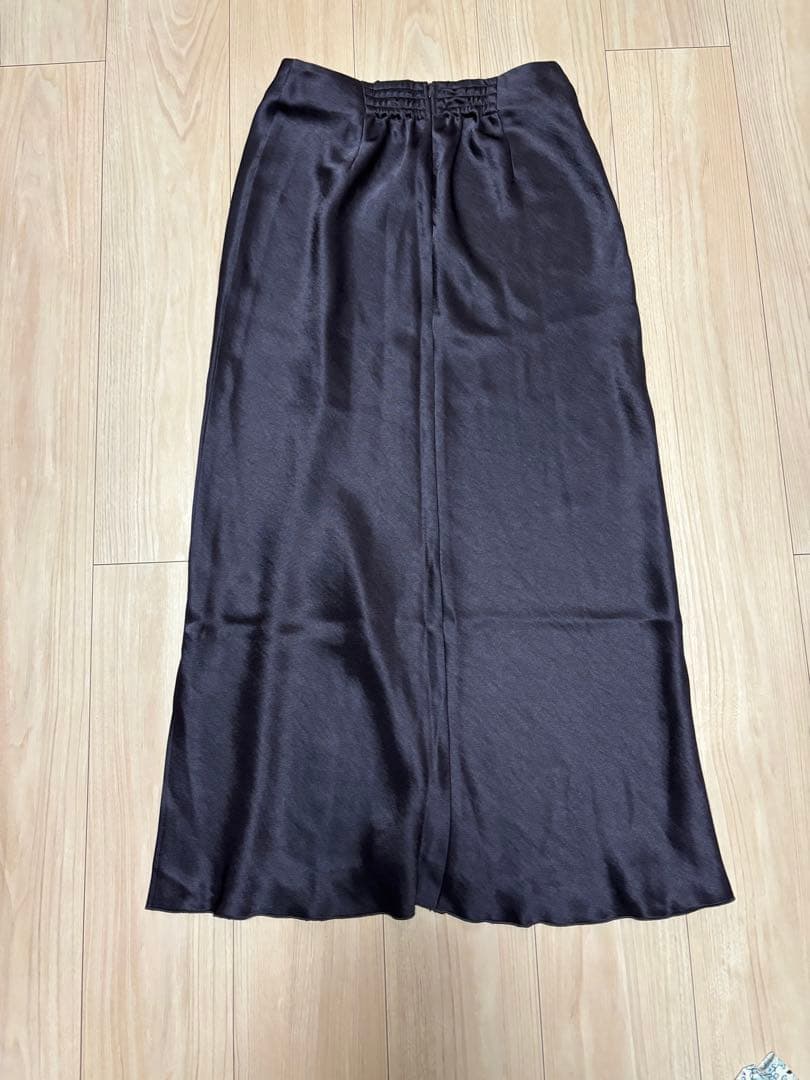 新品未使用イエナIENAダブルサテンスカート38ブラウン