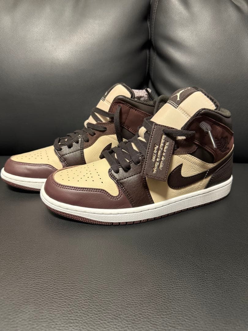 Nike Air Jordan 1 Mid ベージュ/ブラウン（残り29日）