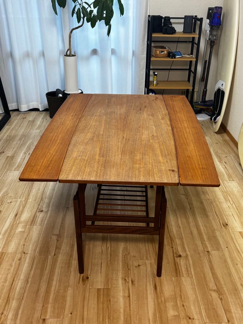 デンマーク　チーク材　エレベーターテーブル　北欧ビンテージ