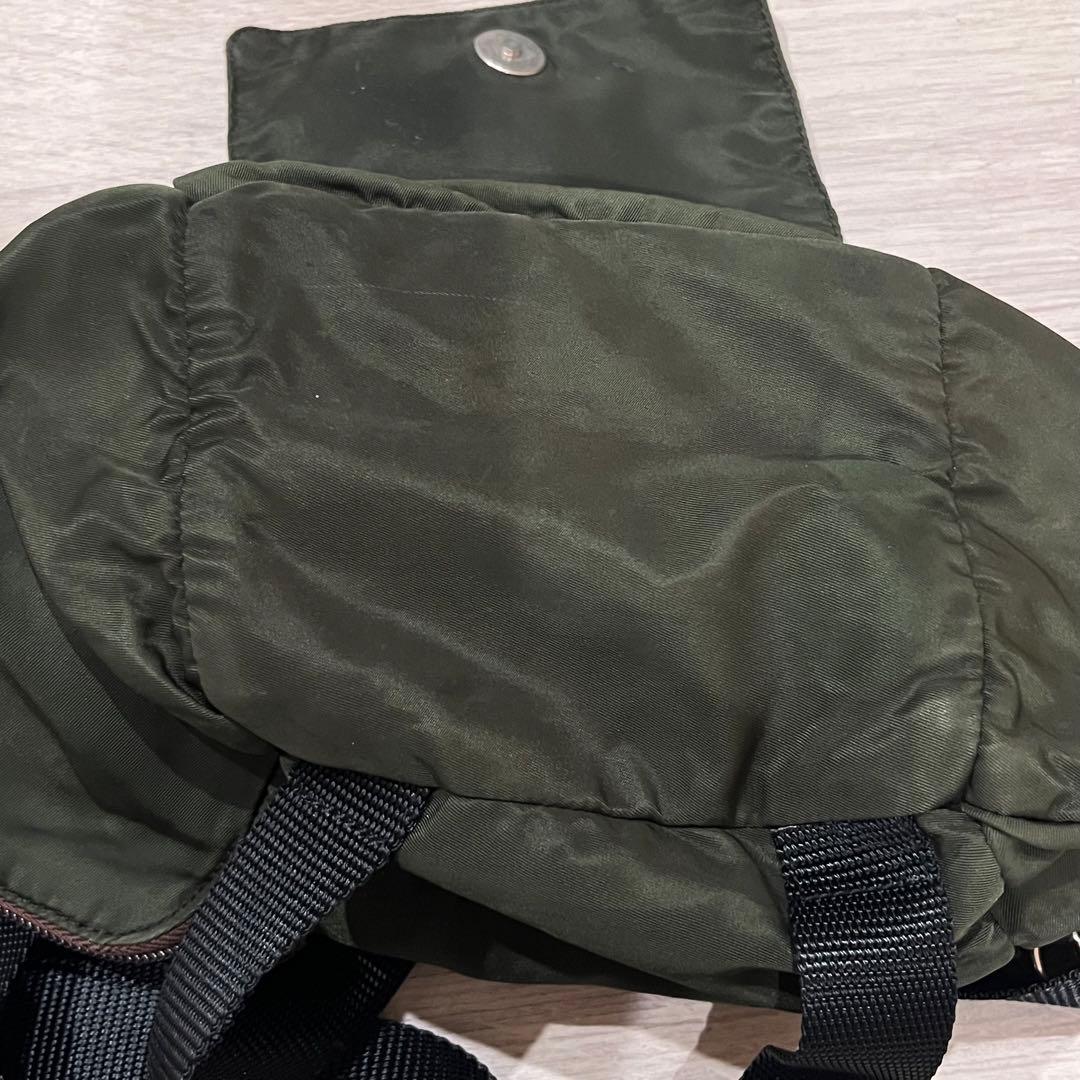 PRADA オリーブグリーン バックパック ミニリュック