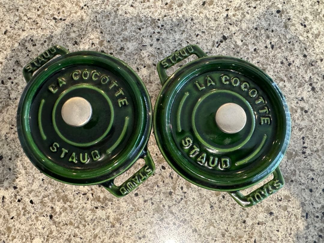 STAUB LA COCOTTE グリーン 　ストウブ　ココット　10センチ