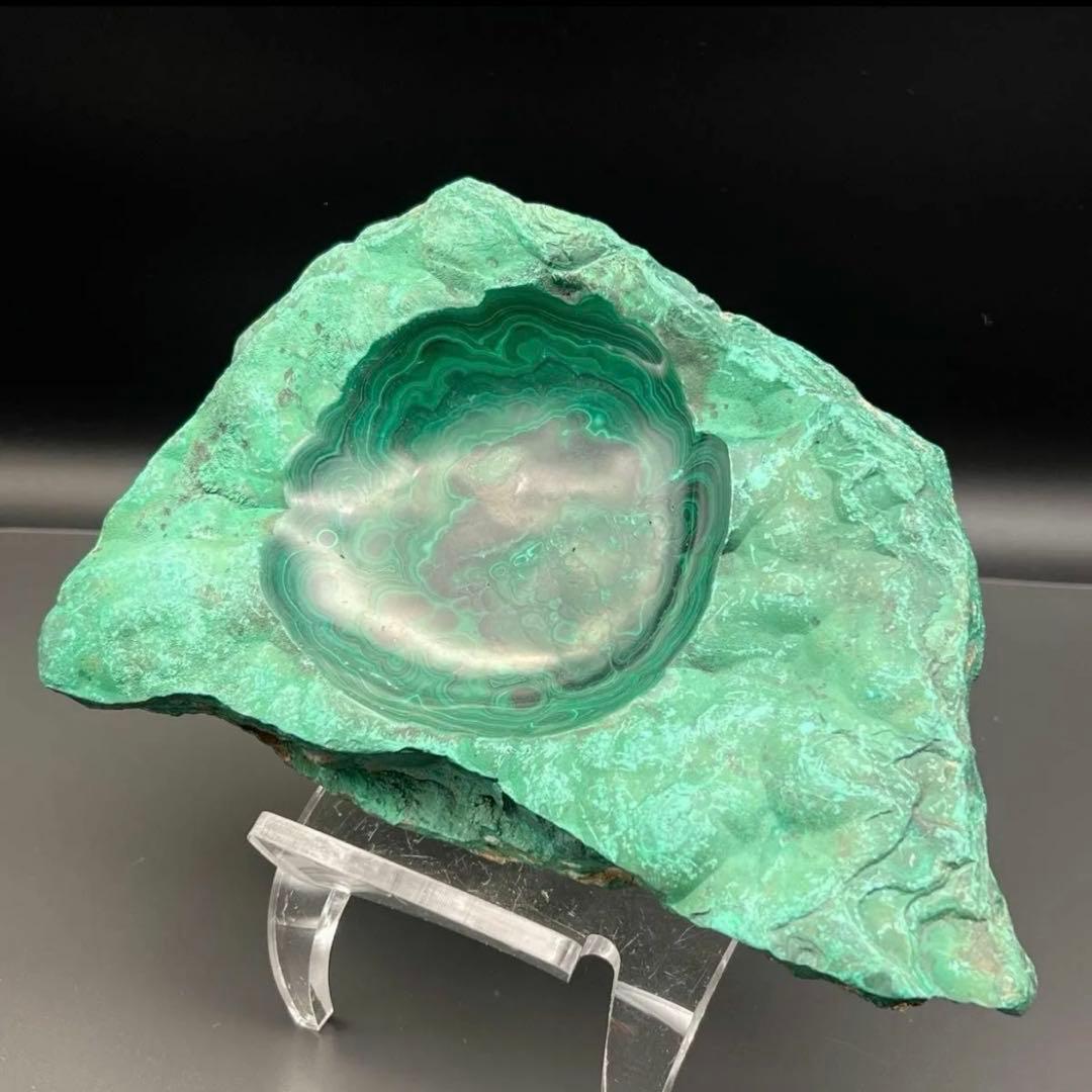 ☆癒される模様と色合い☆強いヒーリングパワー☆マラカイト 原石 浄化皿 天然石