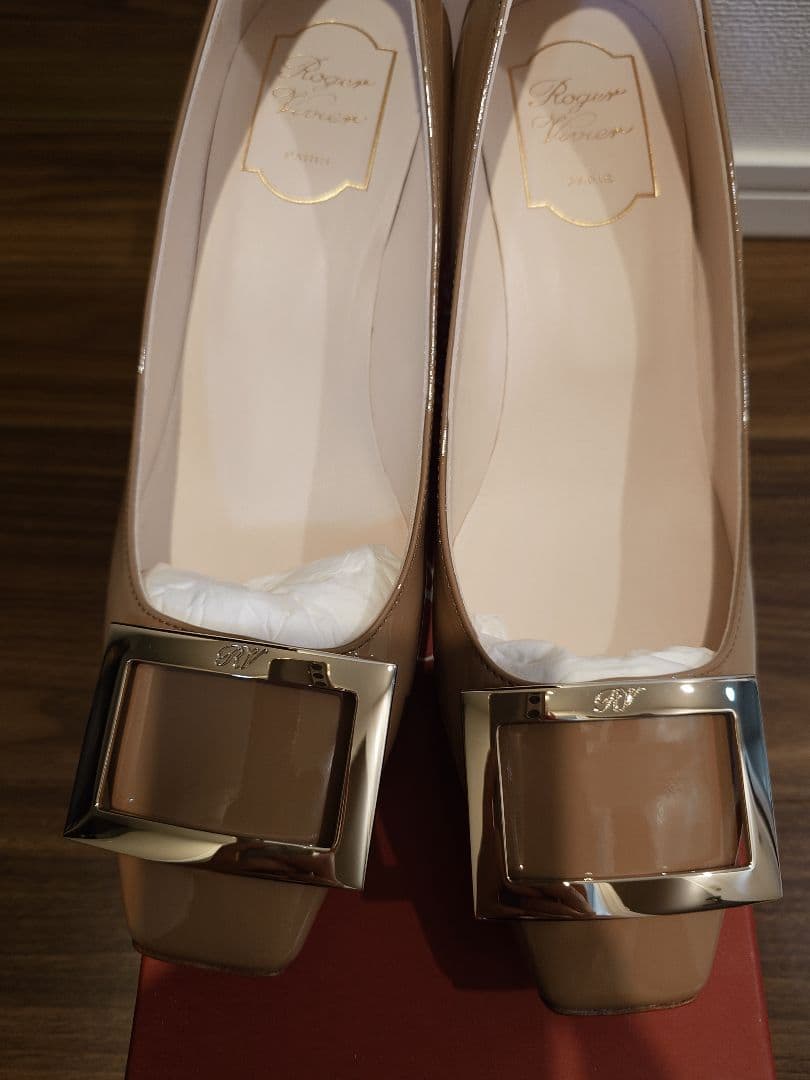 【未使用】Roger Vivier ロジェ ヴィヴィエ　パンプス　38