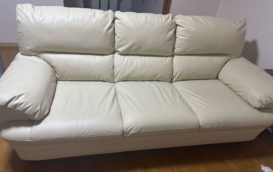 ★引取の場合13000円★レイコージャパン3人掛けソファ　アイボリー