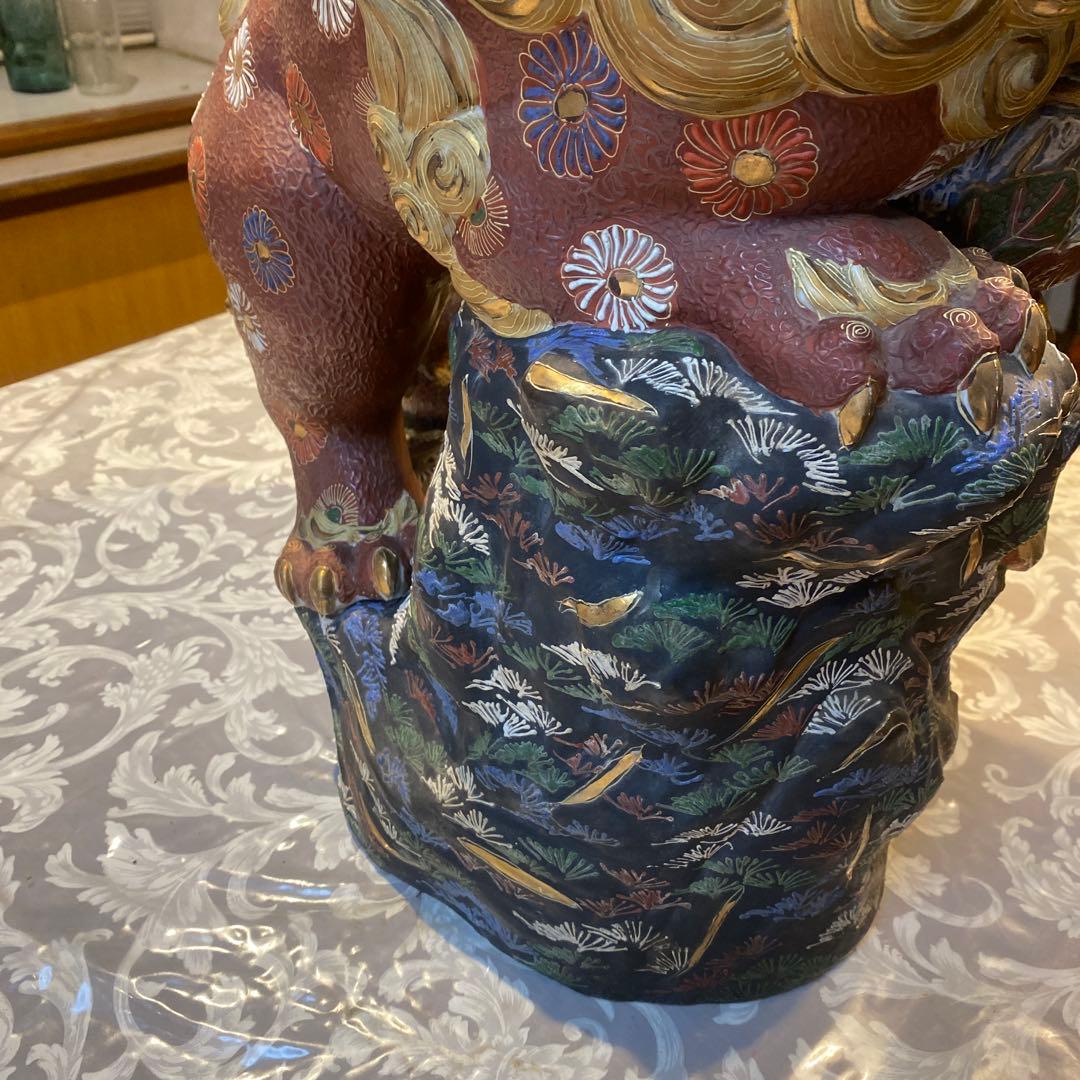 九谷玉取獅子図置物（大）