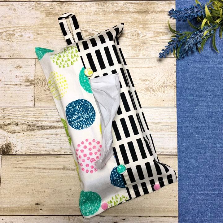 猫ちゃんドット柄ボックスティッシュカバー　模様替え車用子供部屋ミナペルホネン