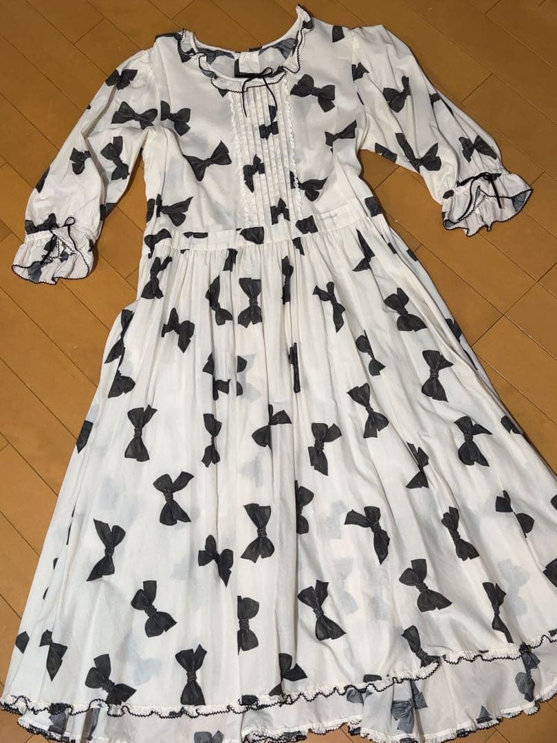 人気品　ピンクハウス　ベルベットリボン　ミディ丈ワンピース