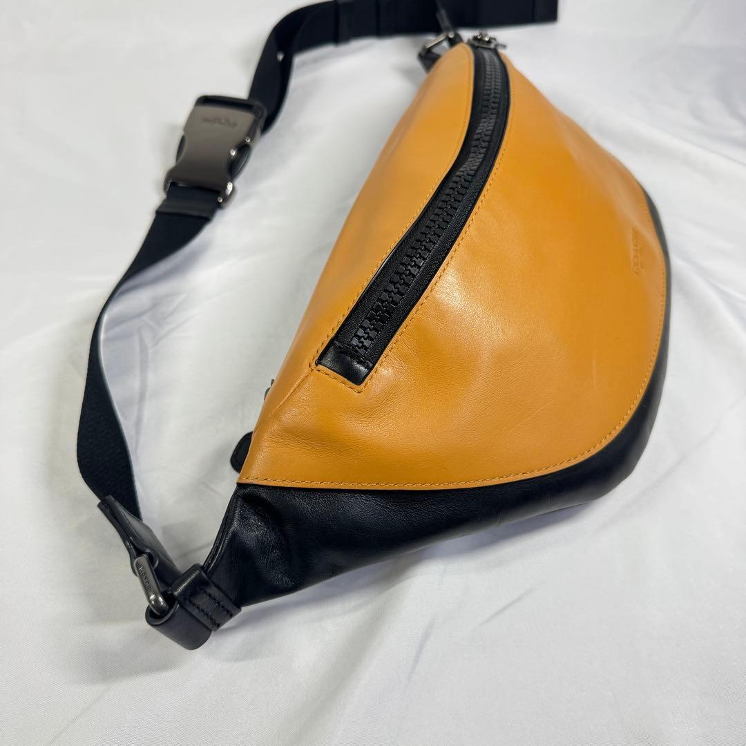 コーチ COACH ボディバッグ 肩掛け ショルダーバッグ