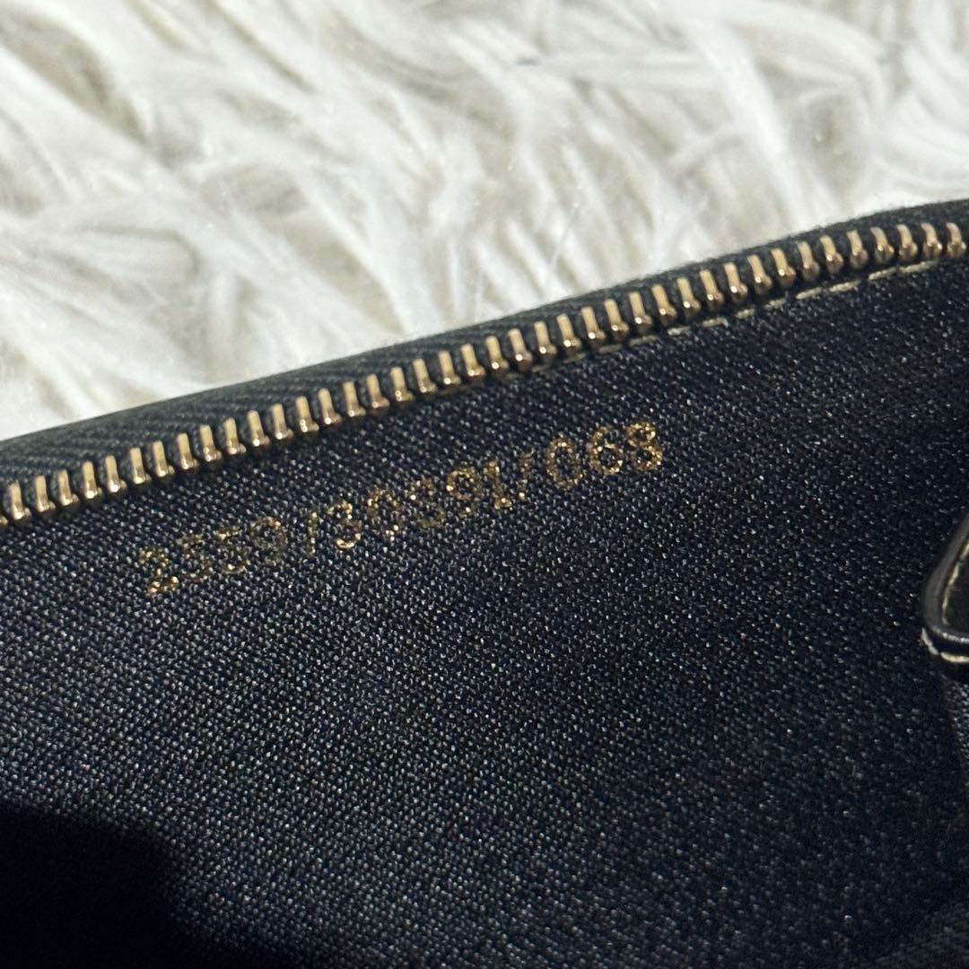 新品未使用✨FENDI フェンディ ペカン ケース 小銭入れ 63447
