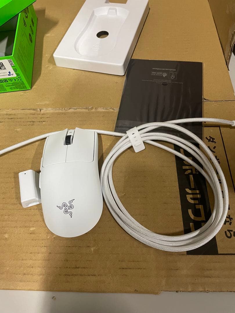 Razer Viper V3 Pro White Editionゲーミングマウス
