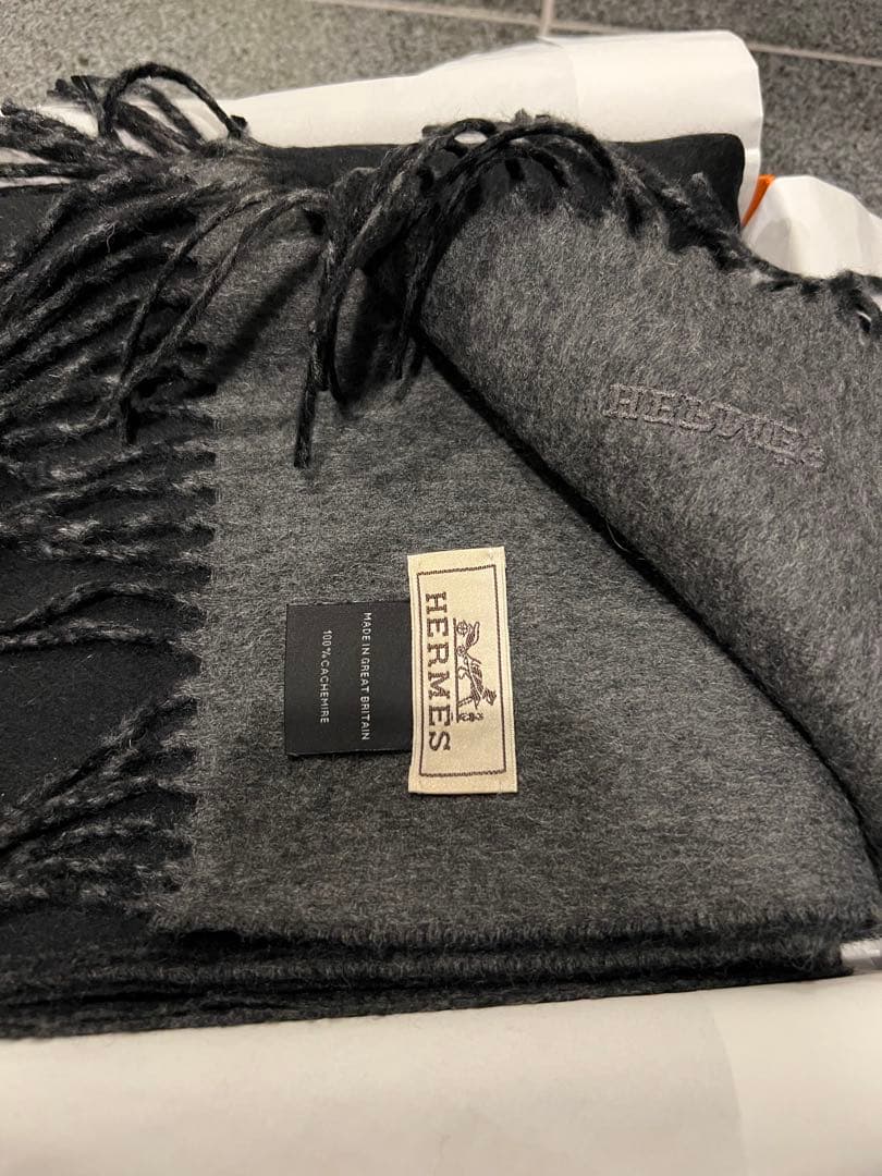 新品未使用　エルメス　カシミヤマフラー 《レクトヴェルソ》