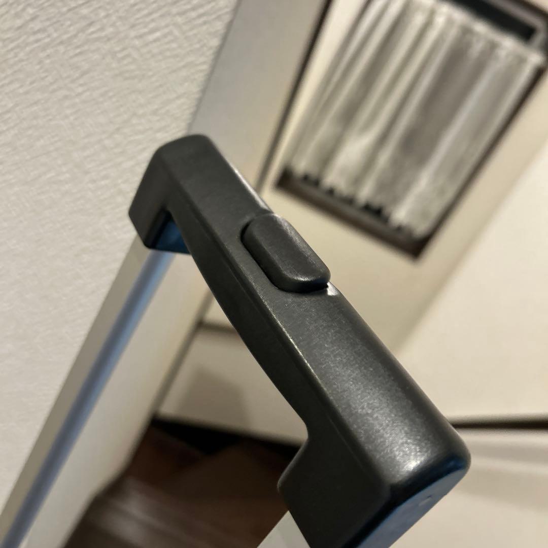 美品　カナナプロジェクト　キャリーケース　キャリーバック　黒　4輪　鍵