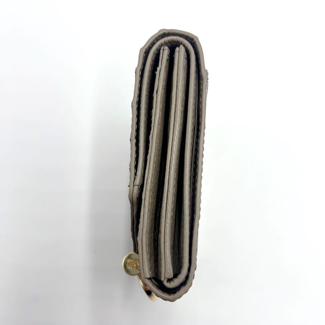 ✨ほぼ新品✨ ATAO ロトロ ヴィトロ アドリアエメラルド 二つ折り財布