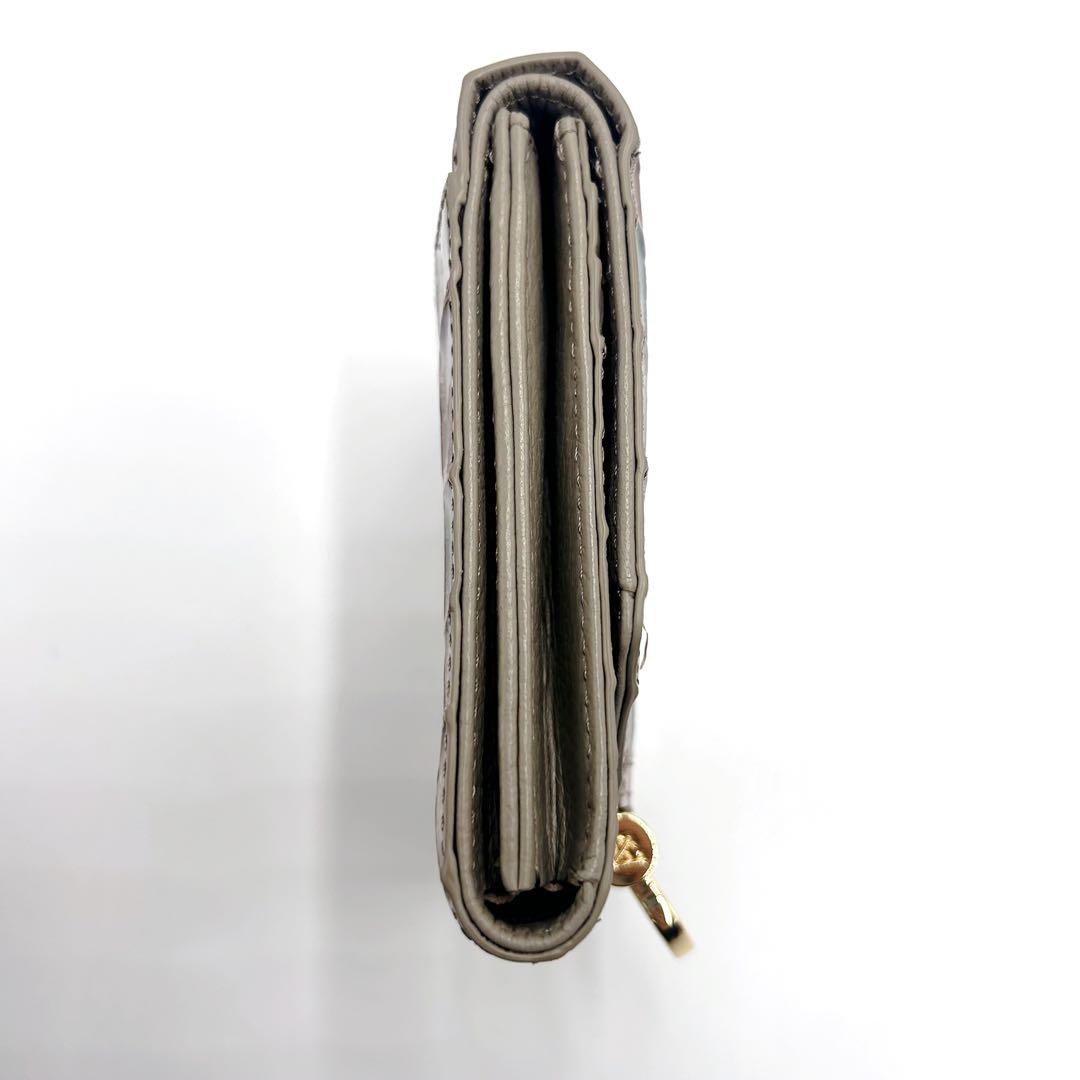 ✨ほぼ新品✨ ATAO ロトロ ヴィトロ アドリアエメラルド 二つ折り財布