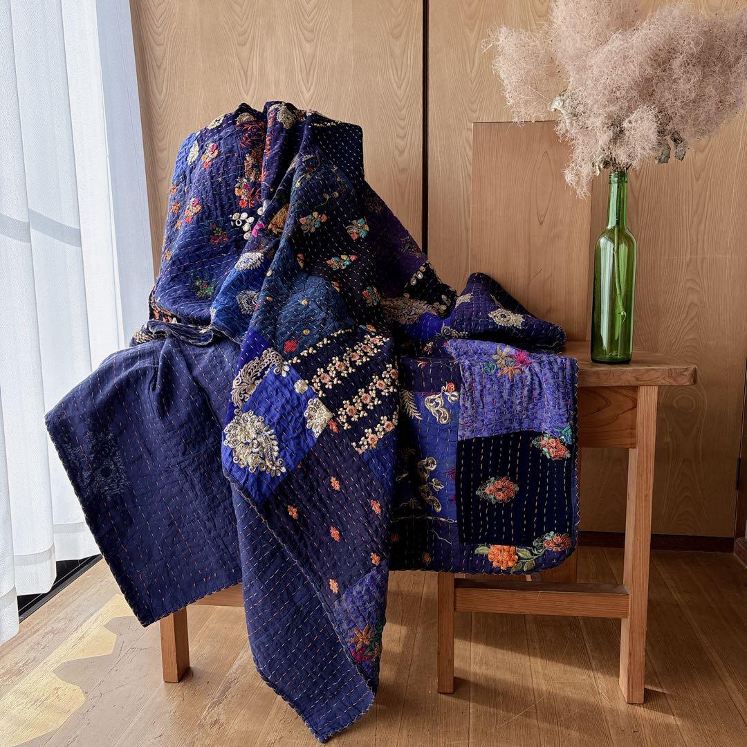 未使用❁大判　エンブロイダリー　ネイビー　パッチワークカンタキルトマルチカバー