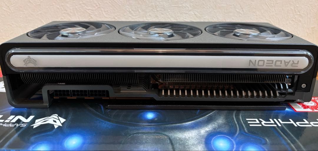 NITRO+ Radeon RX 7900 XTX 24GB 保証1年