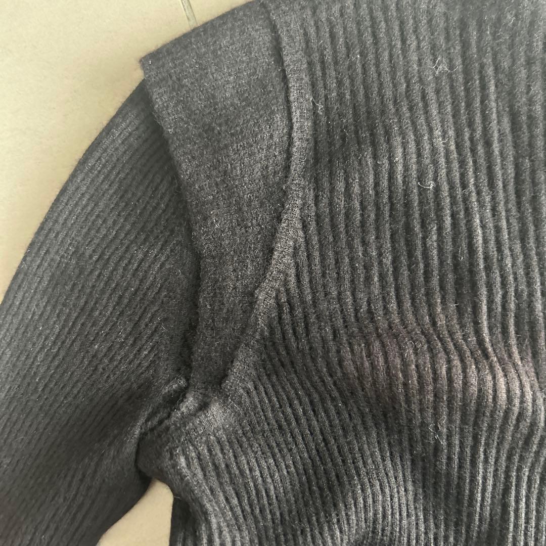 【美品】CHANEL カシミア100% ニット　Vネック　ブラック　黒