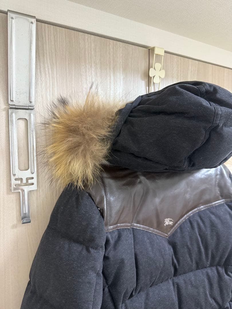 バーバリーブルーレーベル　ダウンジャケット　ダークグレー　36 S