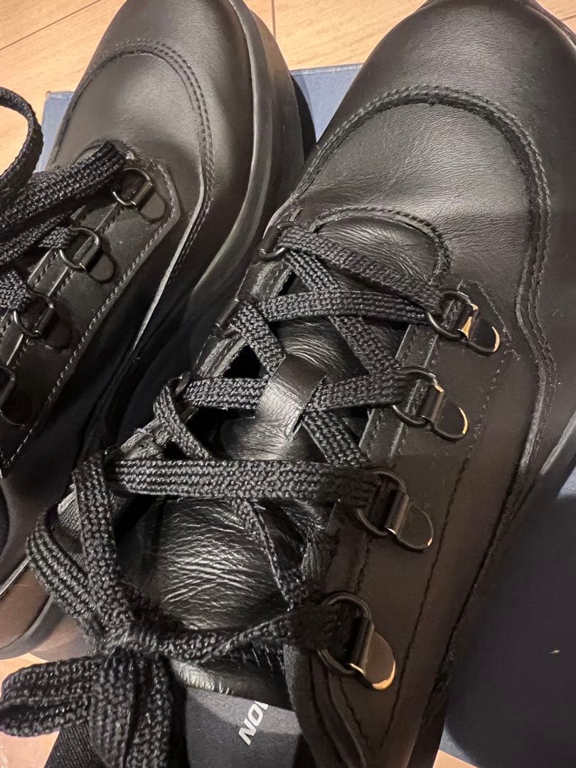 コムデギャルソン サロモン レザー スニーカー ブラック