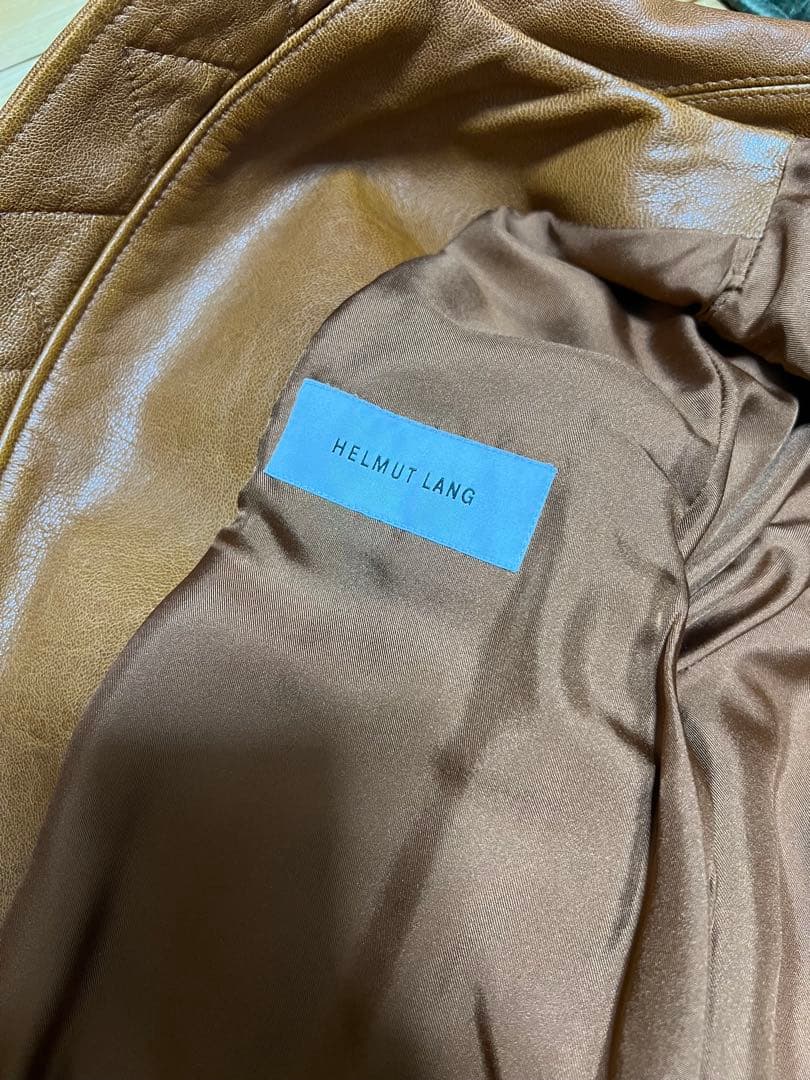 モモコ。HELMUT LANG A-2ジャケット