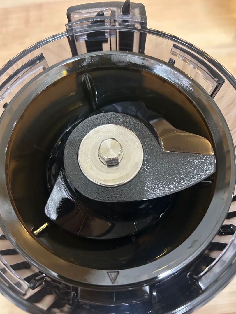 HUROM ヒューロム　コールドプレスジューサー　H70ST-BAS02TG