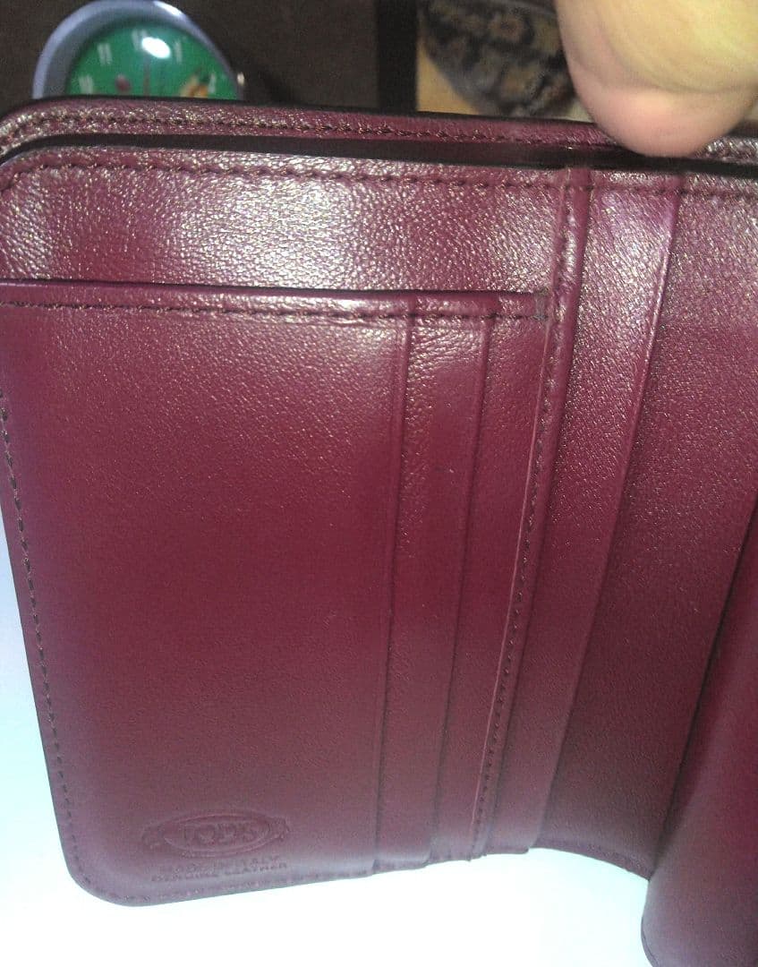 TOD'S 高級本革ウォレット　 Tタイムレス イタリア製 ※ミニ財布とは別物