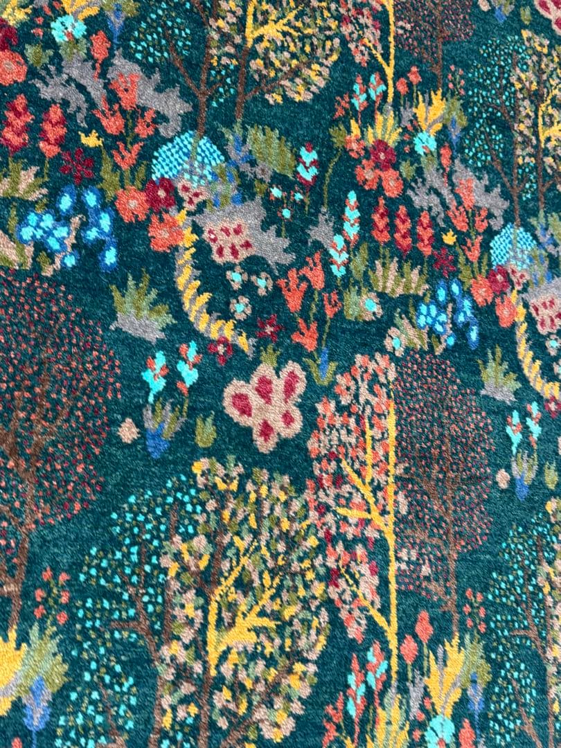 ペルシャ 手織り絨毯 ( Tree Of Life )