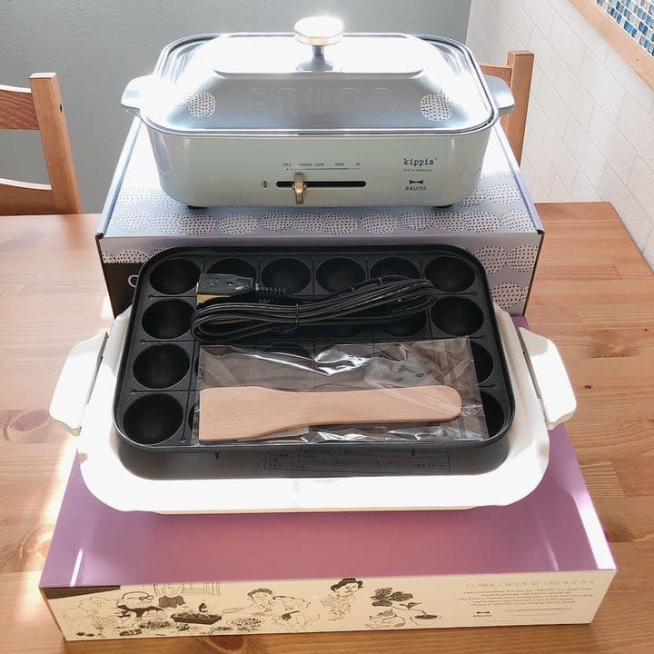 新品未使用　BRUNOコンパクトホットプレート・セラミックコート鍋セット