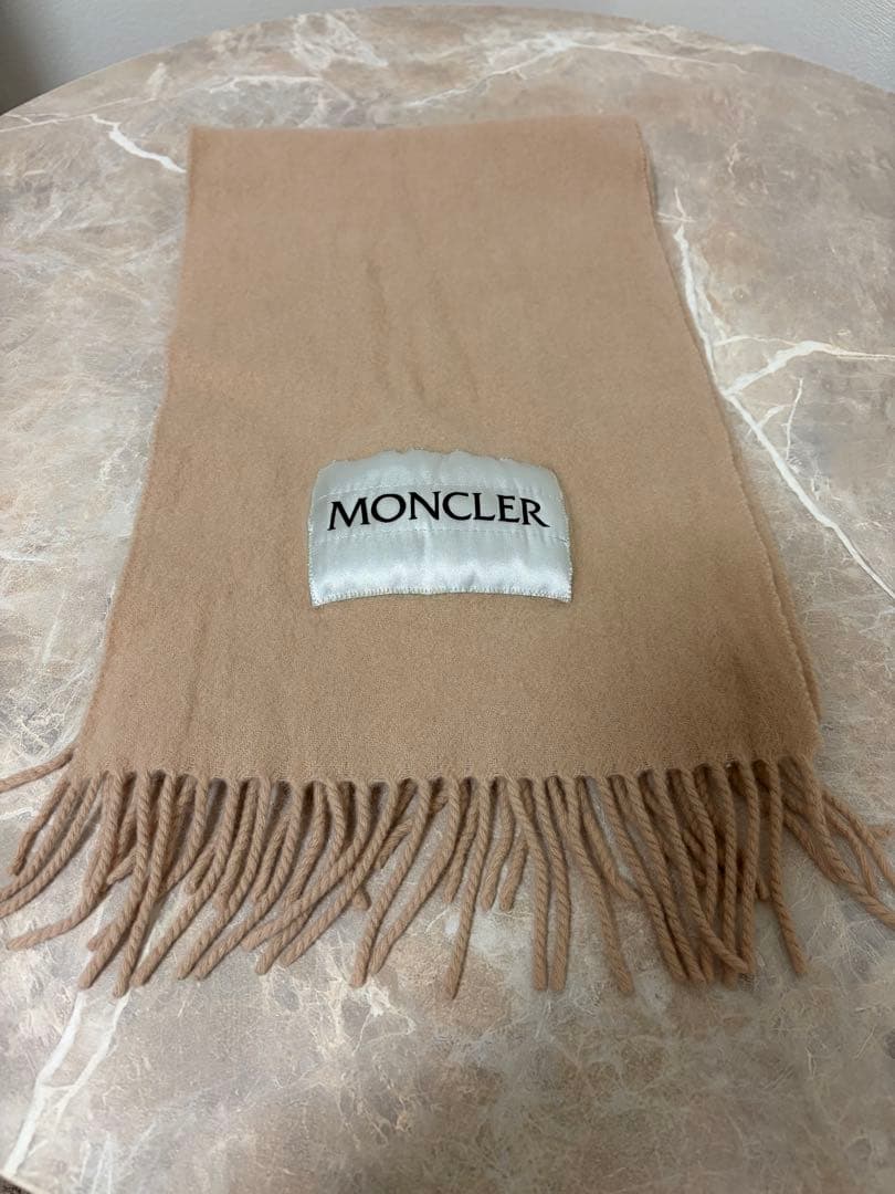 【h.】MONCLER ベージュ マフラー
