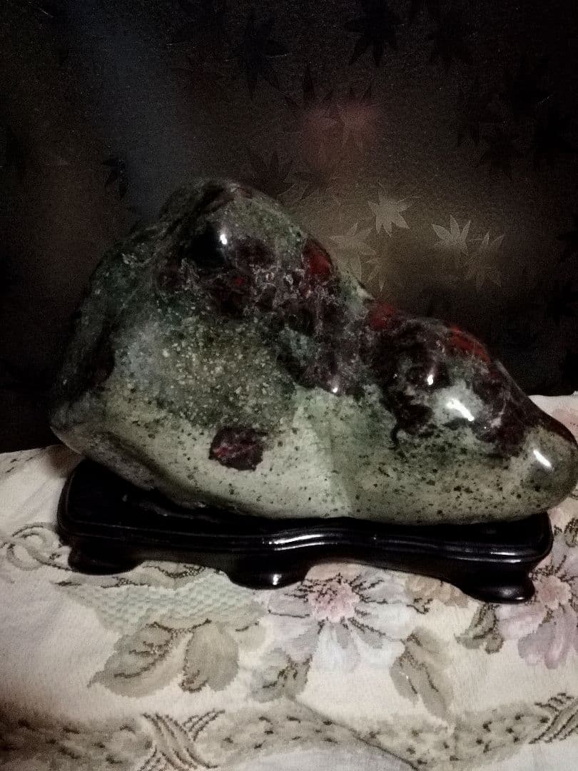 岐阜県根尾谷. 鑑賞用石 // 天然記念物 磨き仕上げ品