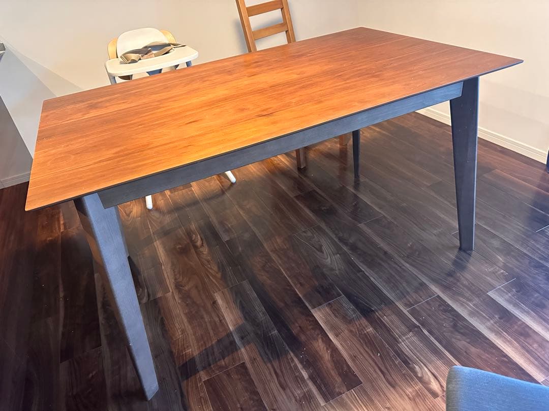 【期間限定】IKEA 木製　ダイニングテーブル