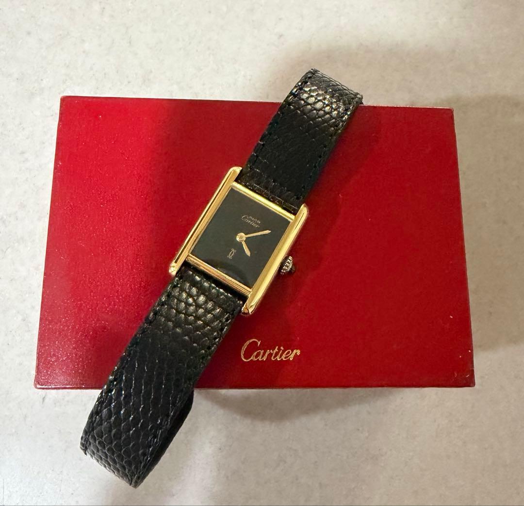 最終お値下げ！【正規品】Cartier 腕時計 箱付き　マストタンク