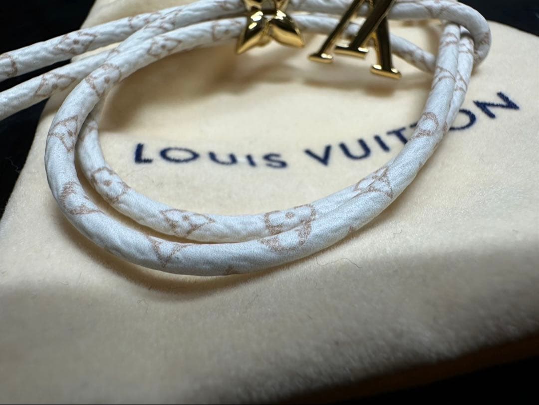 た*み様 極美品　ルイヴィトン　ブレスレット　LVブルームモノグラム　フラワー