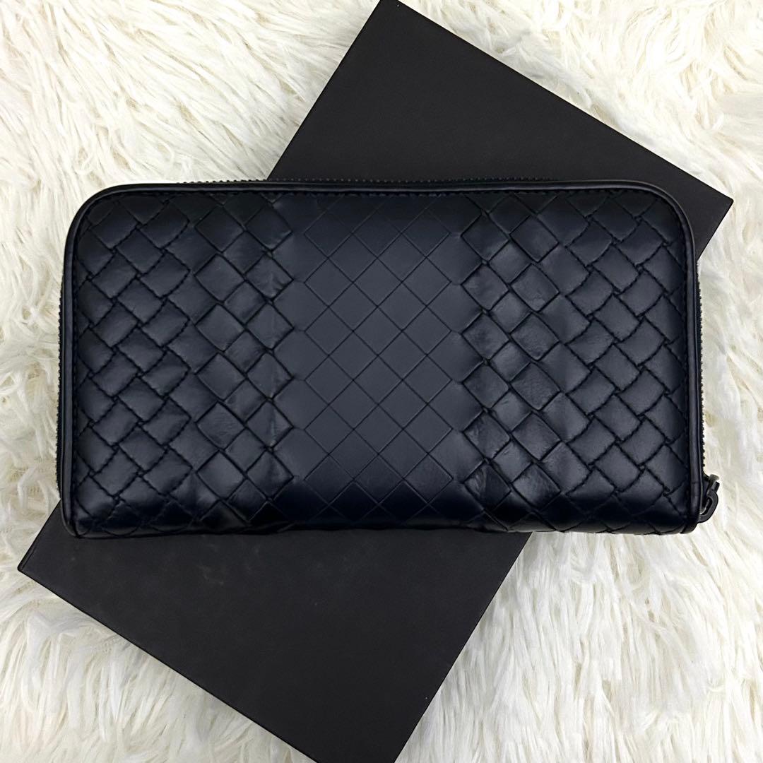 【美品】BOTTEGA VENETA イントレチャート ラウンドファスナー 財布