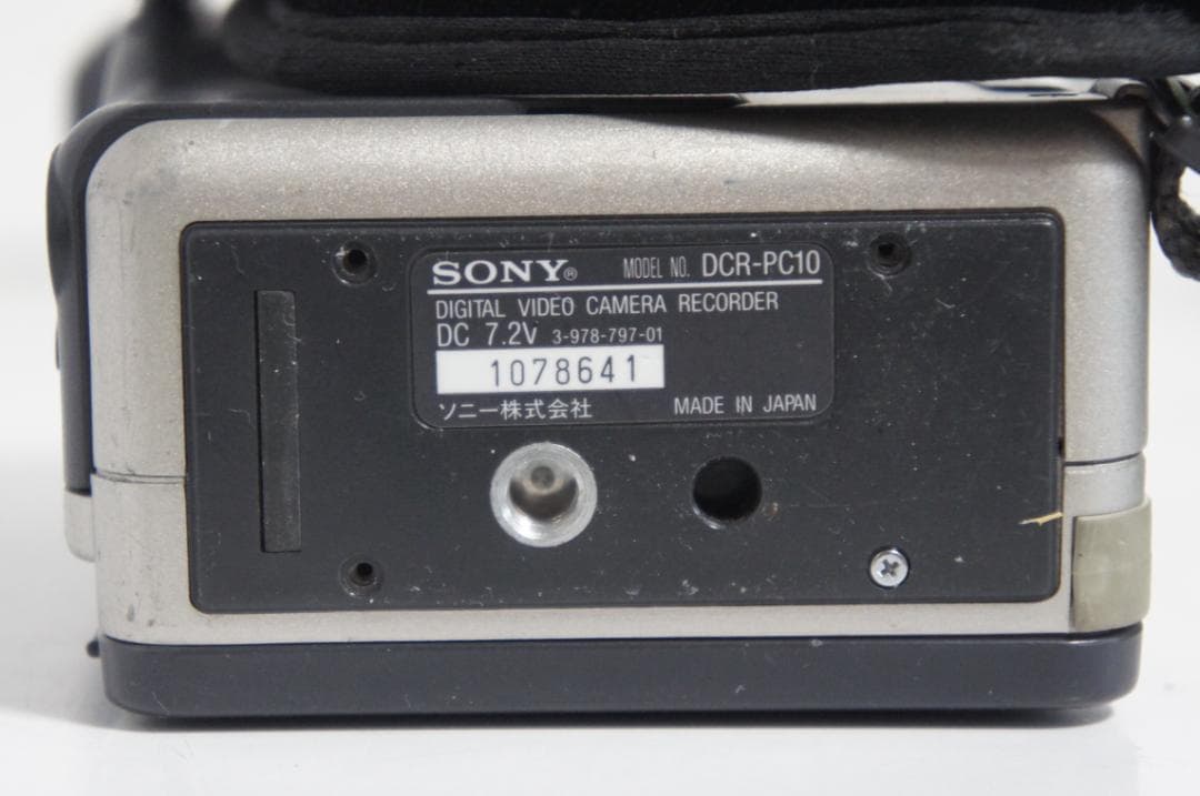 動作品★SONY　DCR PC10 MiniDv ビデオカメラ 716