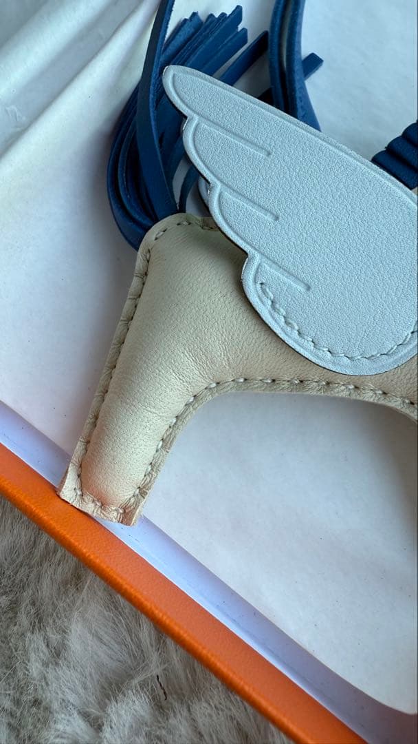 人気色！エルメス　HERMES ペガサス　pm