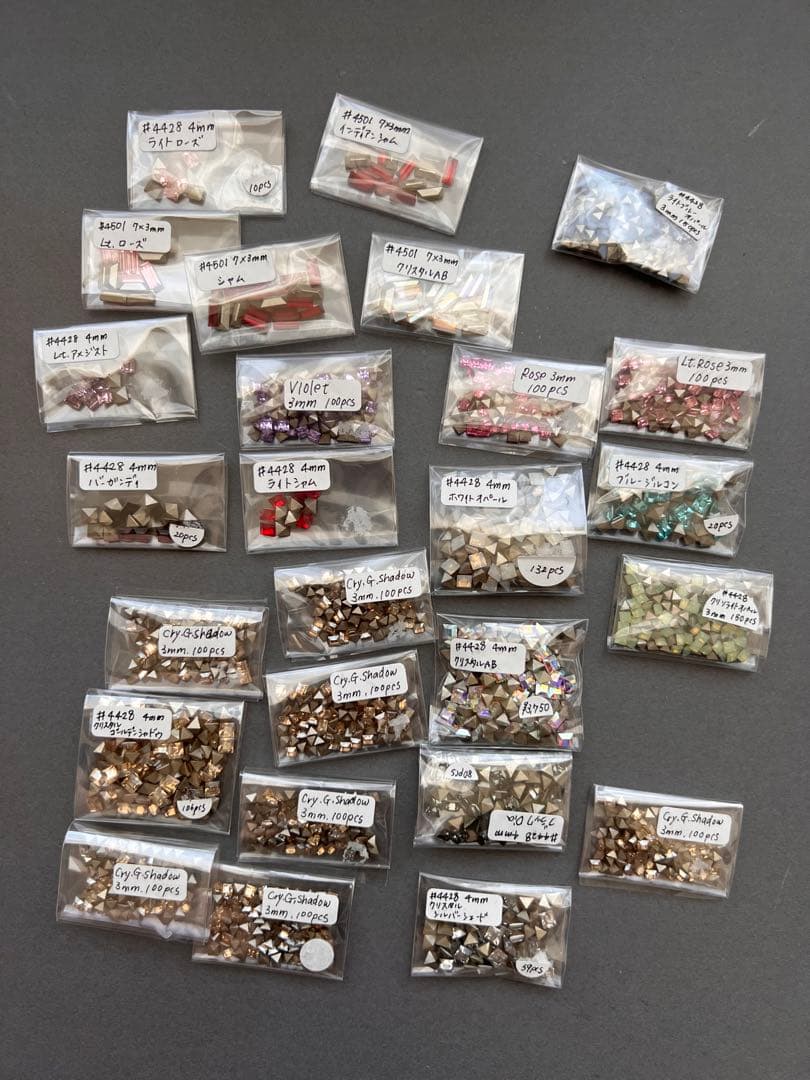 スワロフスキー　クリスタル　チャトン　pp18 pp10 スクエア等 色見本付き