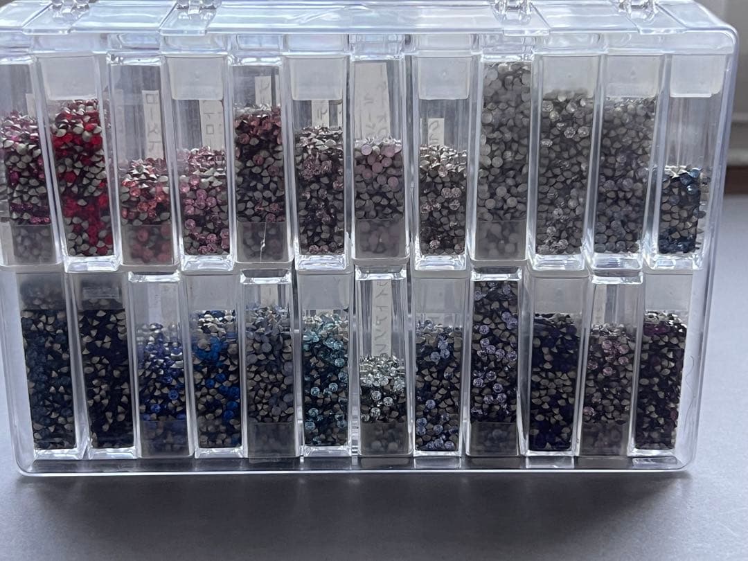 スワロフスキー　クリスタル　チャトン　pp18 pp10 スクエア等 色見本付き