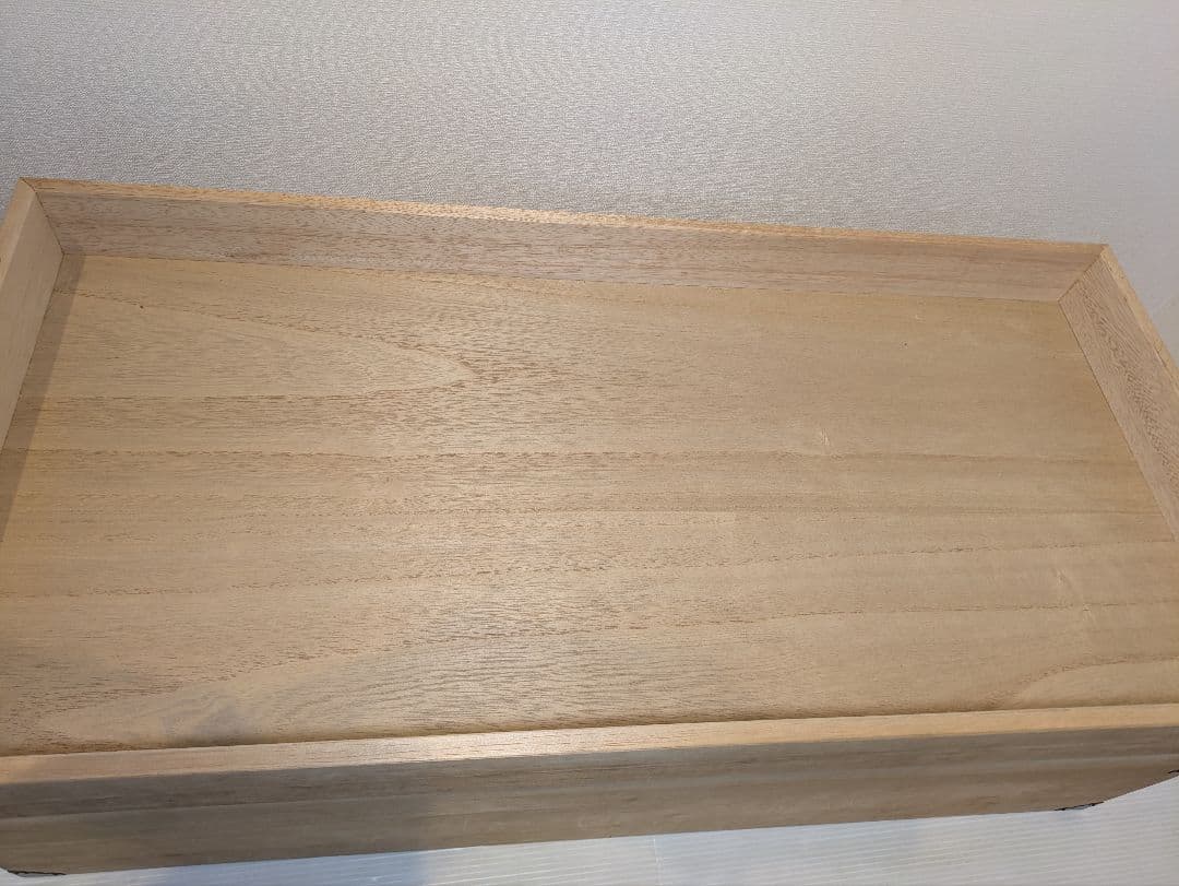 桐箱　桐箪笥　衣装ケース　4段