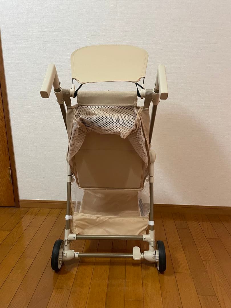 軽量ベビーカー ベージュ 4.7kg 耐荷重40kg バギー　コンパクト