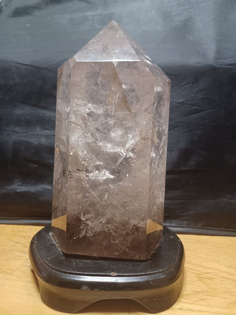 超希少　重量　3.9㎏　大型スモーキークォーツ ポイント型クリスタル
