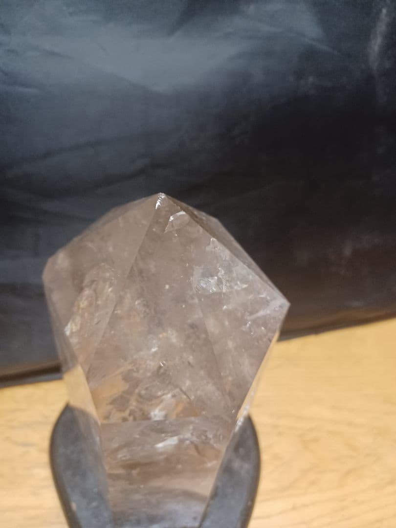 超希少　重量　3.9㎏　大型スモーキークォーツ ポイント型クリスタル