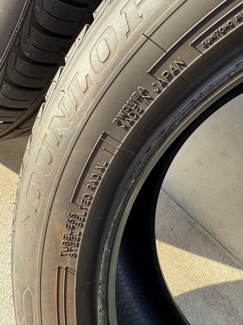 DUNLOP（ダンロップ）製 SUV用タイヤ 4本セット　18インチ