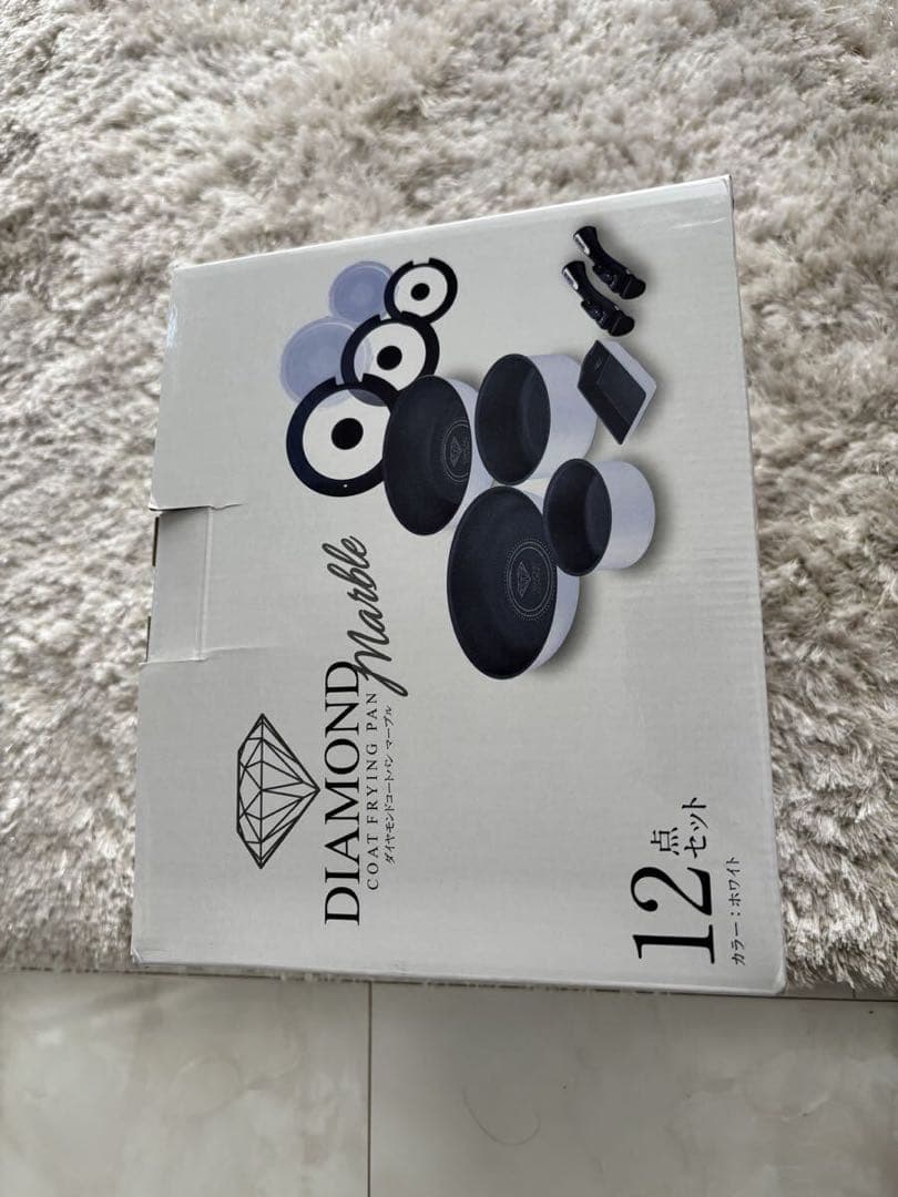新品　未使用　アイリスオーヤマ ダイヤモンドコートパン 12点セット