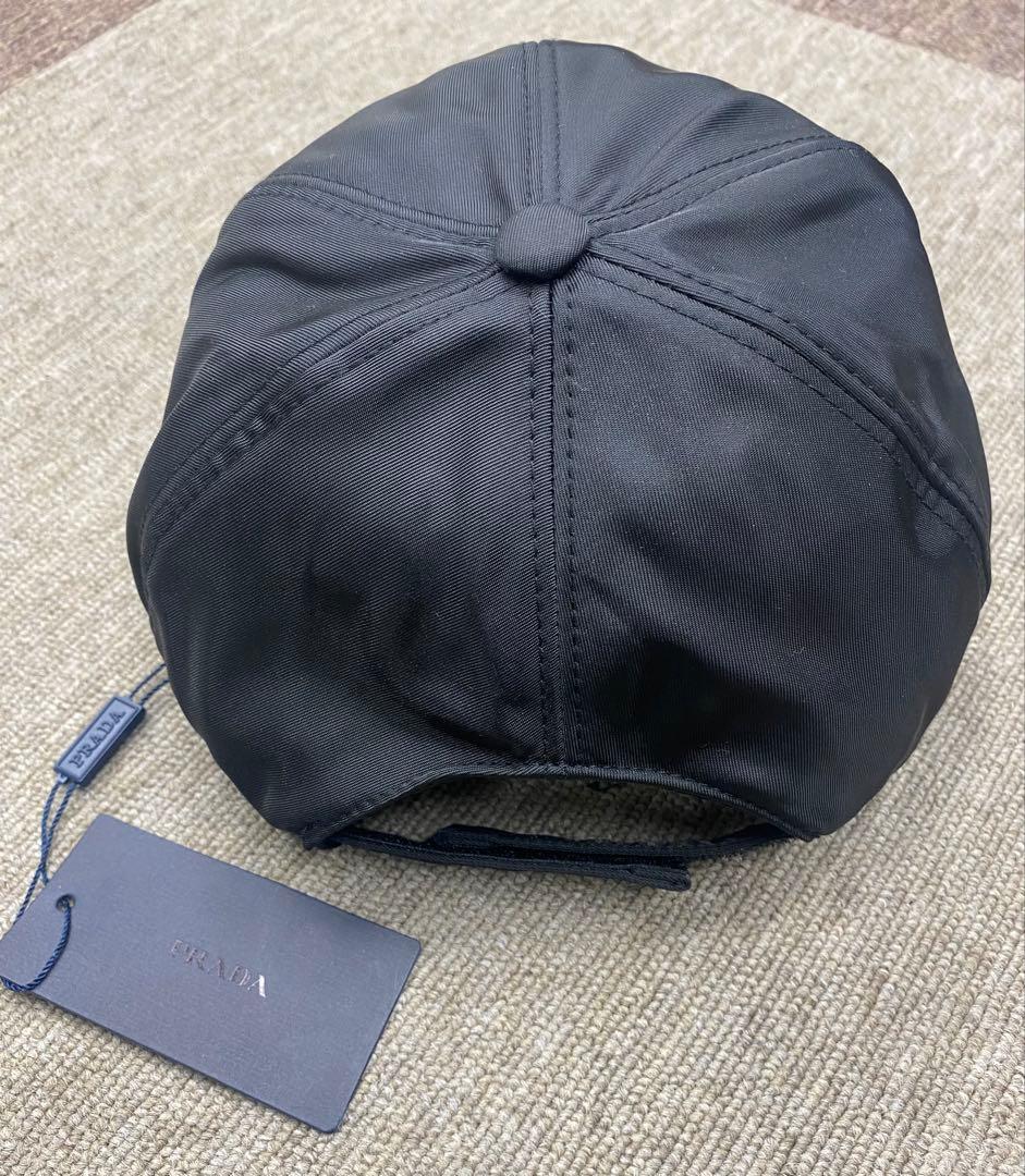 PRADA キャップ　ブラック