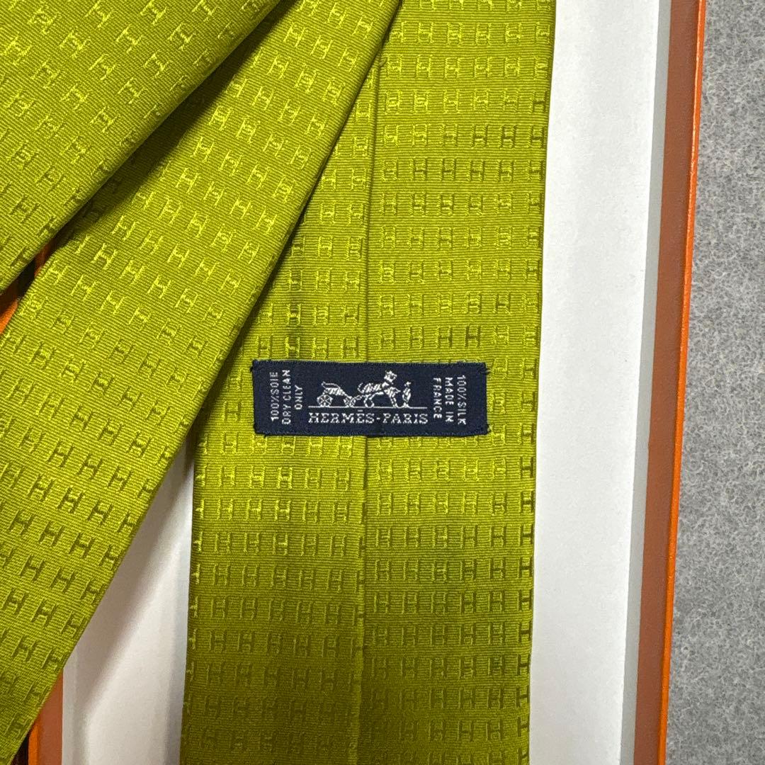 エルメス　ネクタイ 黄緑 H柄H織ファソネ 美品