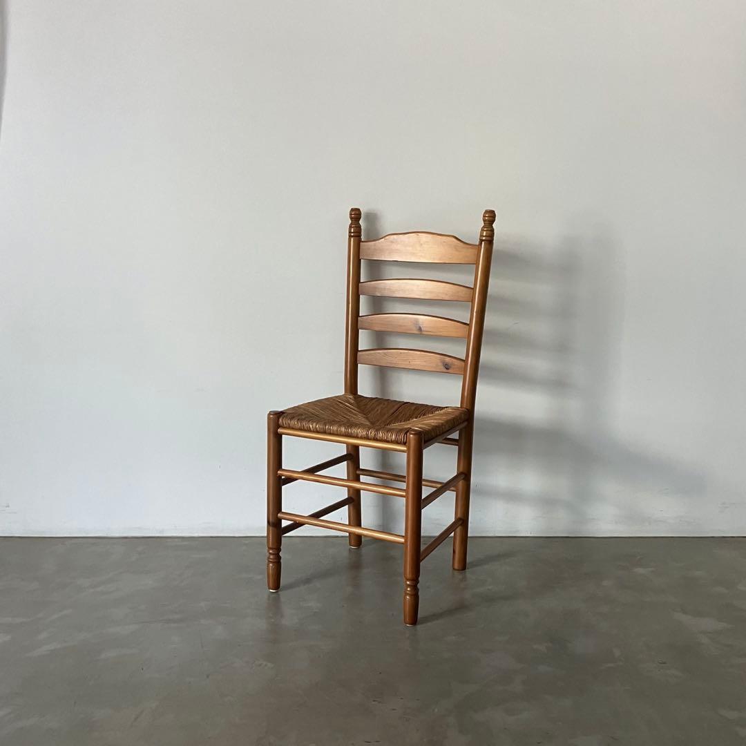 レトロ　アンティーク　ヴィンテージ　ヨーロッパ　カントリー　古家具　古民家　椅子