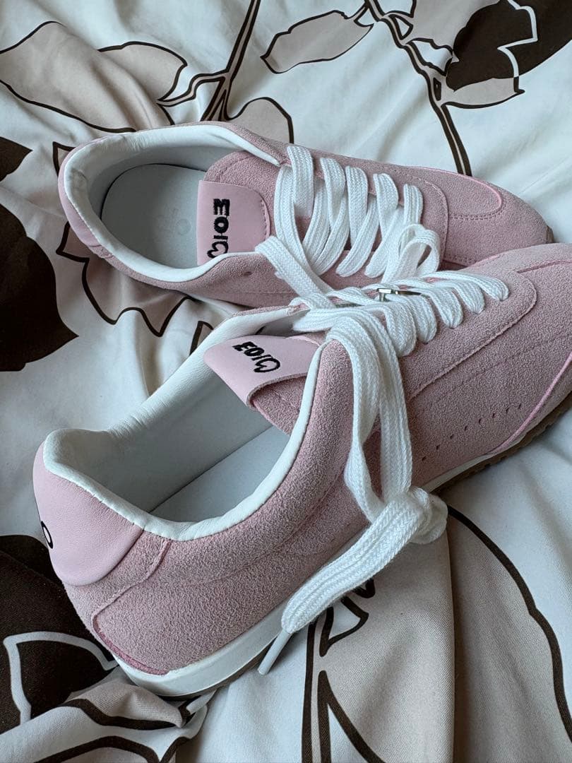 新品未使用alo ピンク スエード コラボスニーカー37