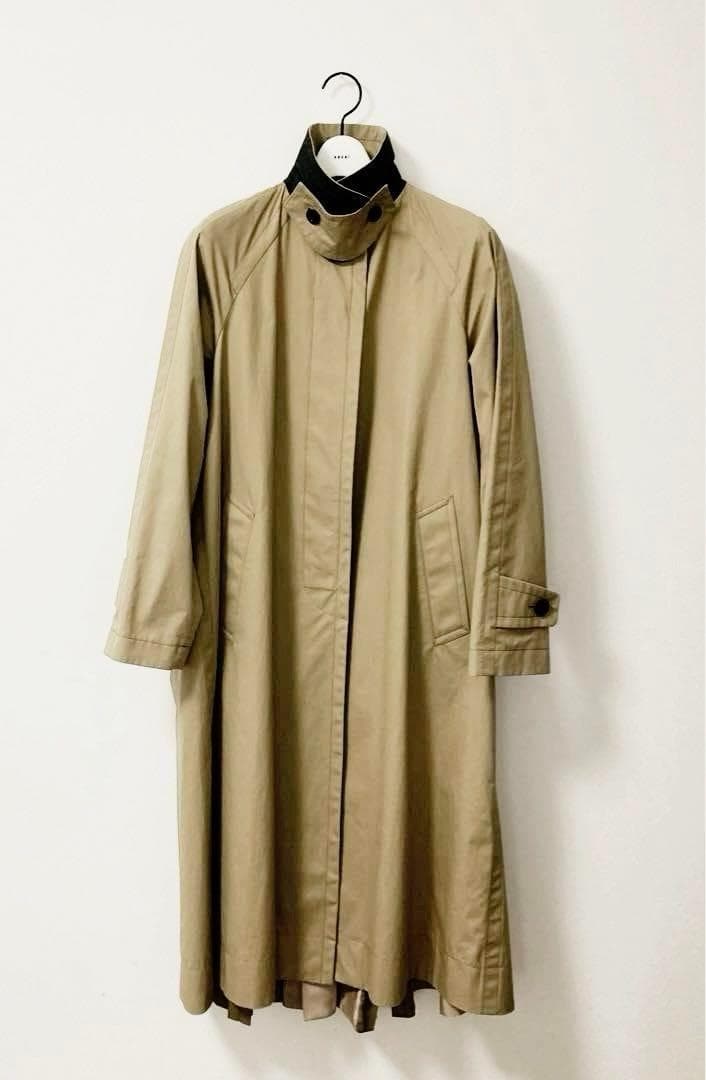 sacai トレンチコート サイズ2 後ろプリーツ　ベルト　サカイ