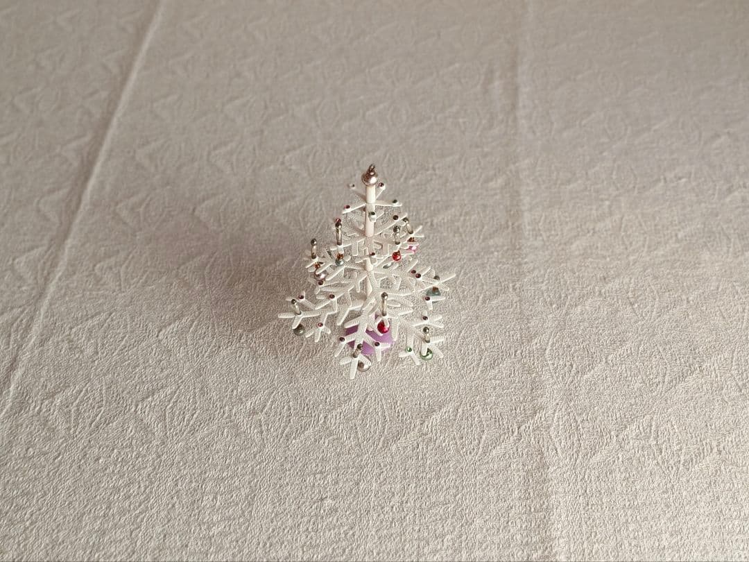 【Jack Louさま】tree ✵ アンティークガラスビーズの ホワイトツリー